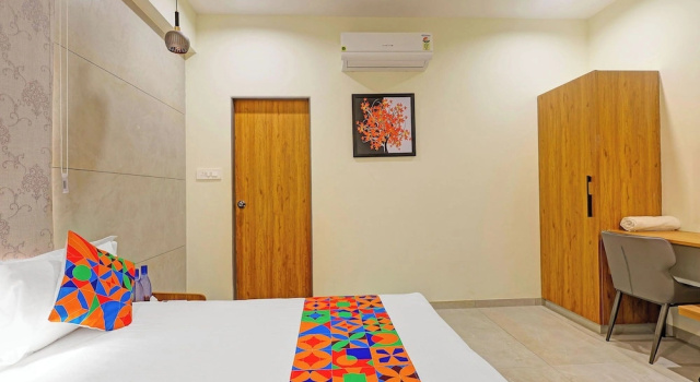 Fabhotel Elixir Inn, Varaa Hotelli Hotellit Gujarat pysäköinnillä, Pysäköinti