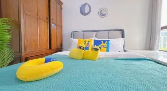 Семейный люкс с 2 комнатами Chinese Yijuju B&B (Xinhua Ideal City Branch)