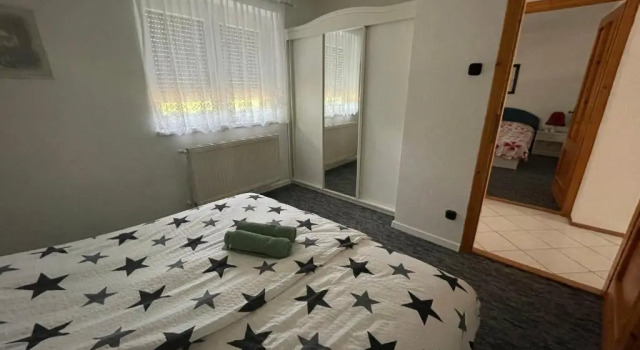 Frankie Holiday Apartment III, Buchen Sie Ferienwohnung Part Somogy