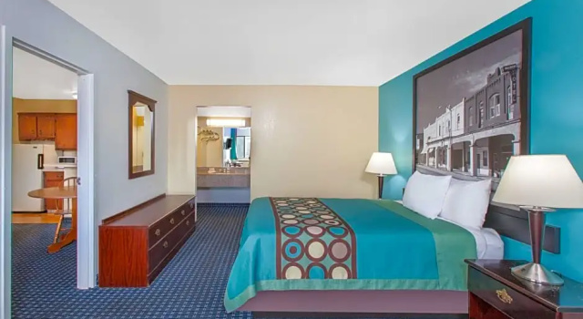Номер Standard Super 8 by Wyndham Sallisaw