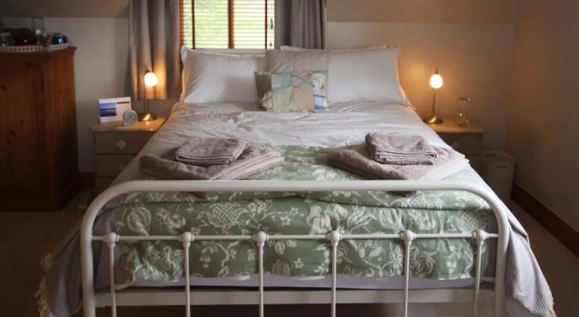 Off The Hill B&B, Забронировать Отель «постель и завтрак» Айлорнсей Остров Скай