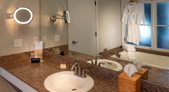 Номер Standard с балконом Resort at Port Ludlow