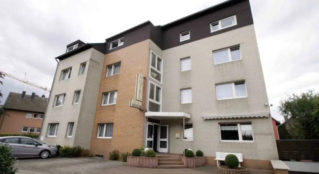 Airport Hotel Karsten