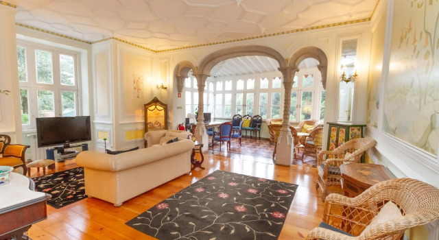 Quinta Das Murtas B&B, Забронировать Отель «постель и завтрак» Отели Синтра с парковкой, рядом с Научный центр Синтры, Парковка