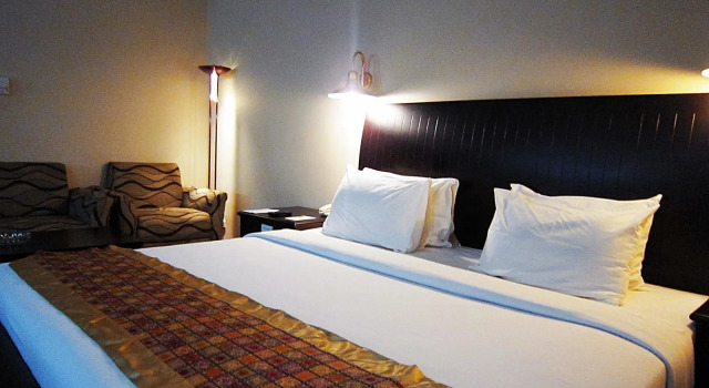Полулюкс Hotel Furaya
