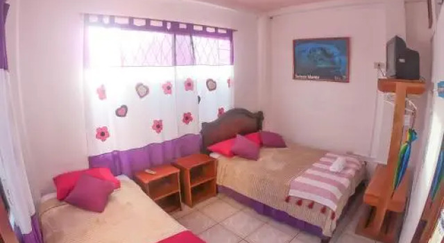 Hostal Tintorera, Book Hotel Hoteller i Galápagos med parkering, Parkering