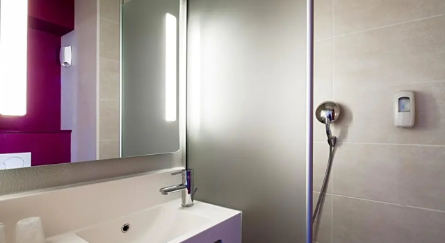 Четырёхместный номер B&B HOTEL Bordeaux Centre Bègles