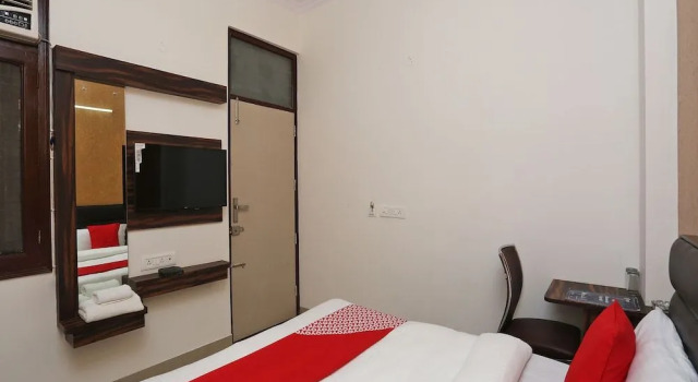 OYO 19665 GRT Residency