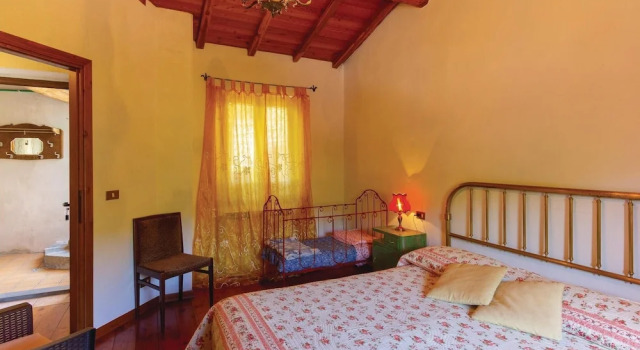 Amazing Apartment in Casoli LU With 1 Bedrooms