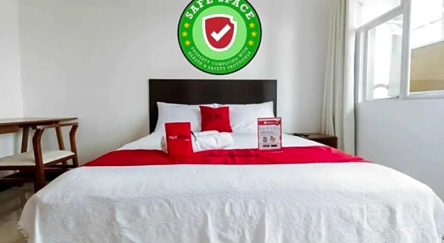 Номер Deluxe RedDoorz Plus at Banawe Quezon City