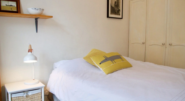 3 Bedroom Retreat in Edinburgh, Забронировать Отель Отели Старого города - Эдинбург с парковкой, Парковка