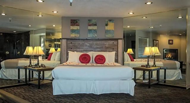 Двухместный люкс Postmarc Hotel and Spa Suites