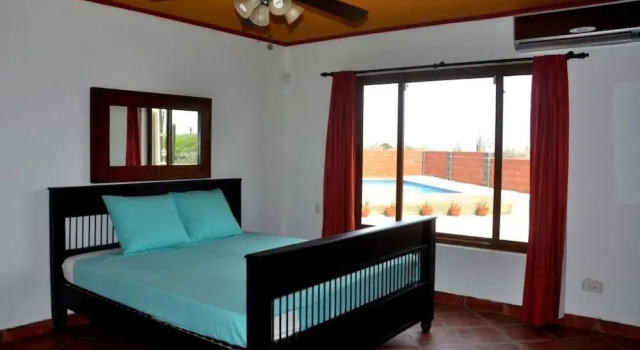 Ayo Villa
