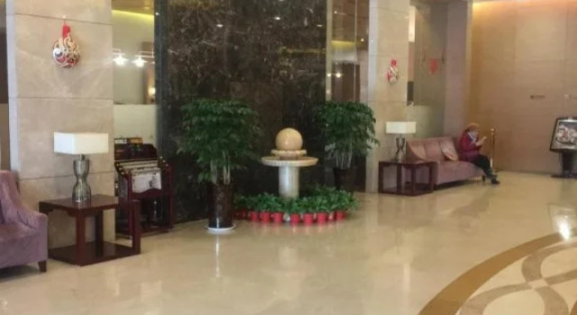 Jinjiang Metropolo Hotel - Baoji Prince Hotel, Prenota Hotel Hotel a Shaanxi con parcheggio, Parcheggio