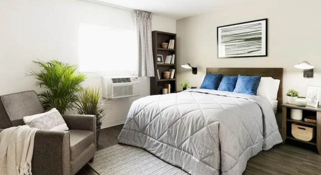 Номер Premium InTown Suites Extended Stay Chicago IL - Elk Grove OHare