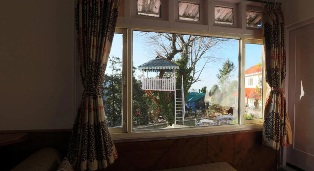 Люкс с видом на сад Alps Resort