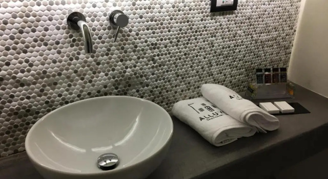 Апартаменты с 2 комнатами Alluvial Santorini Suites