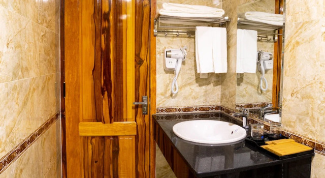 Двухместный номер Deluxe с балконом Hong Mai 2 Hotel