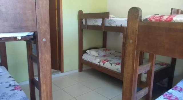 Кровать в общем номере Harmoni Hostel & Pousada