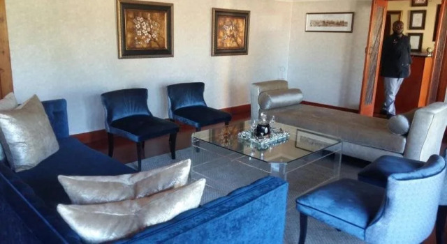 Days End Guest House, Забронировать Отель Ист-Лондон провинция Восточный Кейп, рядом с Торговый центр Hemingways Mall