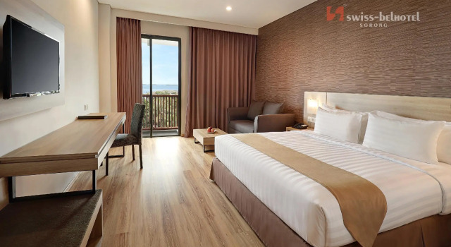 Номер Deluxe Swiss-Belhotel Sorong