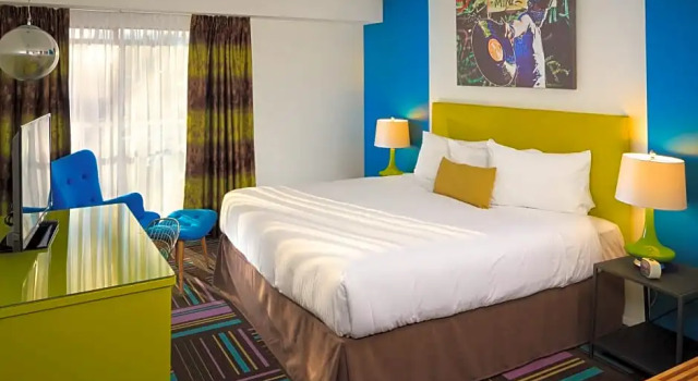 Четырёхместный номер Standard Hotel Zed Victoria