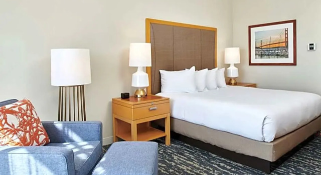 Двухместный номер Standard с балконом и с видом на гавань DoubleTree by Hilton Hotel Berkeley Marina