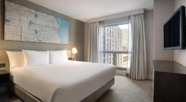 Двухместный люкс c 1 комнатой Hilton Chicago Magnificent Mile Suites