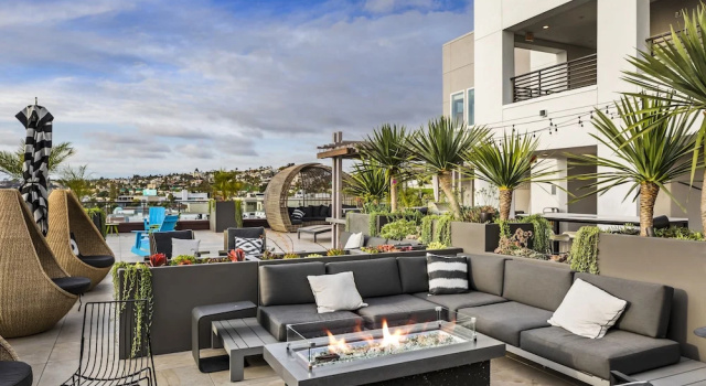 Little Italy Apartments by Barsala