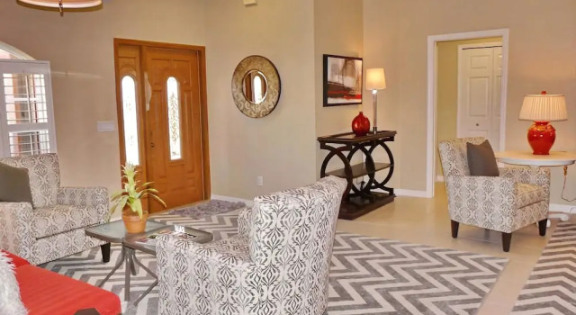 264 Castaways Street, Забронировать Отель Марко-Айленд штат Флорида, рядом с City of Marco Island Racquet Center