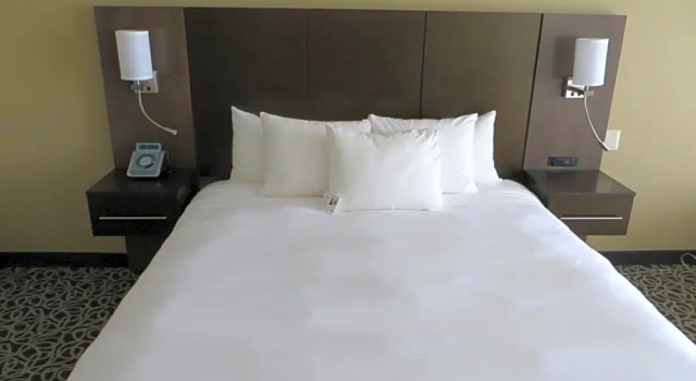 Четырёхместный номер Standard Radisson Hotel Atlanta Northwest