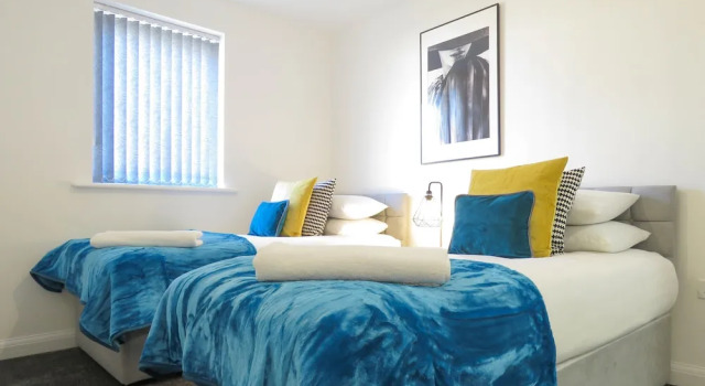 Tudors eSuites Birmingham House with Private Garden Free Parking, Забронировать Апартаменты/квартира Апартаменты Уэст-Мидлендс, Апартаменты/квартира