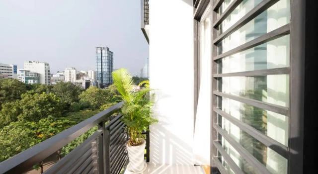 Номер Deluxe с видом на парк Vien Dong Hotel - Near Bui Vien Walking Street