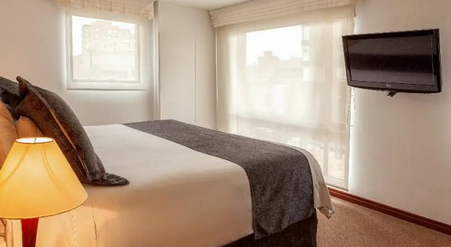 Трёхместный номер Standard с 2 комнатами с балконом Cora 96 Street Apartments