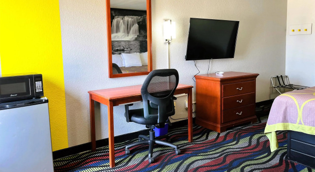 Super 8 Motel Vincennes, Boek Mini-hotel Hotels in Indiana met zwembad, Zwembad