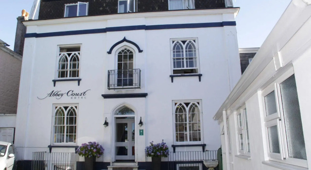 Abbey Court Hotel, Book Hotel St Peter Port 