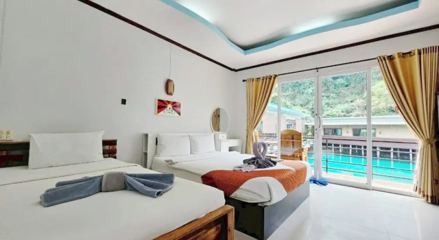 Семейный номер Standard с видом на озеро Lake Terrace Resort