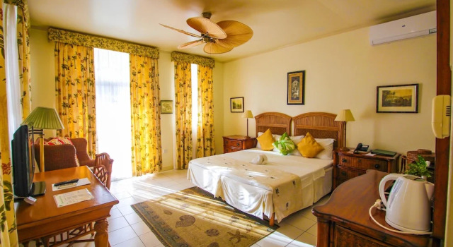 Номер Deluxe с балконом Grenadine House