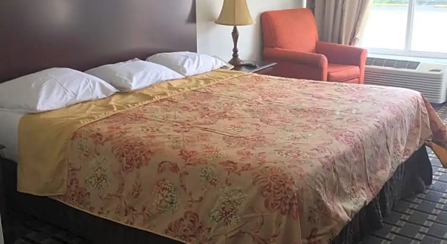 Номер Standard Houston Inn and Suites