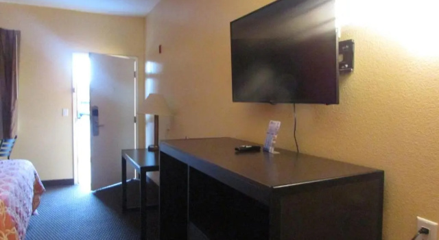 Люкс Rodeway Inn & Suites Humble IAH