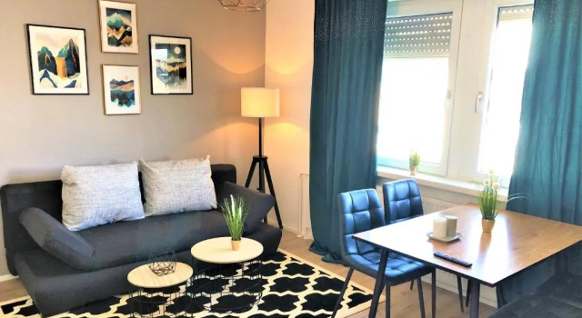 3Rooms Central-Modern-Luxury- The Alps by SA-Grandeur, Забронировать Отель Отели в центре Фридрихсхафен, в центре, Парковка