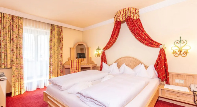 Двухместный номер Comfort с балконом Hotel Serles