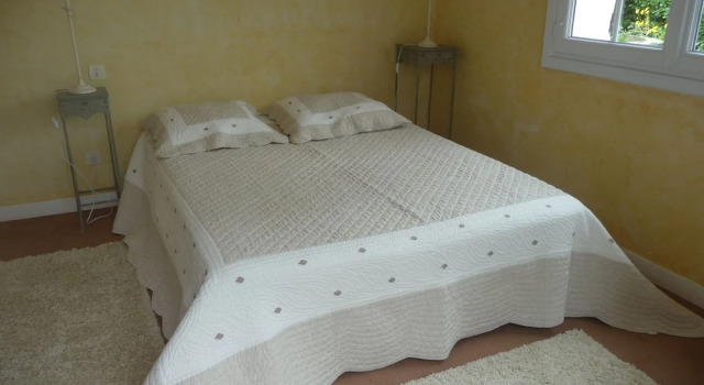 Attractive Holiday Home in Céreste With Swimming Pool, Rezervasyon Otel Cereste Route de la Lavande