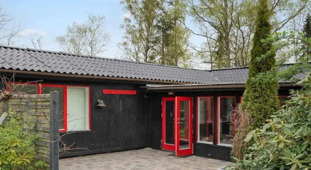 4 Star Holiday Home in Vaeggerlose, Rezerwuj Dom wakacyjny Domki letniskowe w Marielyst, Domek