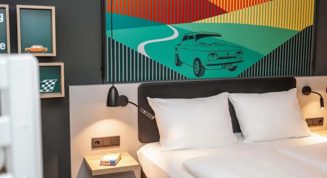 Четырёхместный номер Standard ibis Styles Neckarsulm