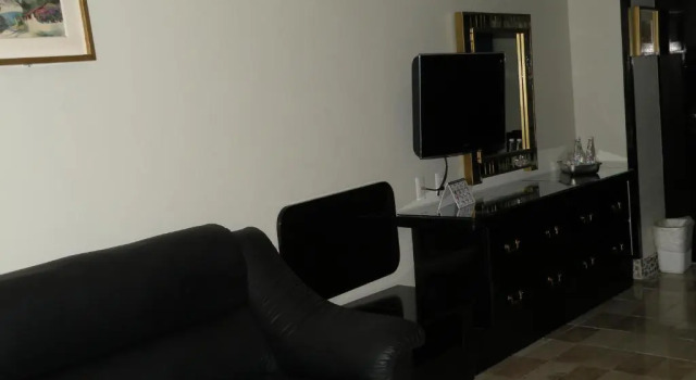 Полулюкс Deluxe Aristos Puebla