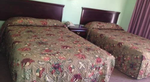 holiday motel, Varaa Motelli Springhill Louisiana