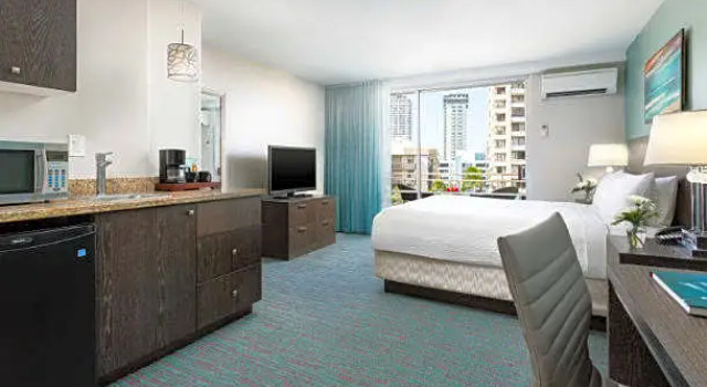 Номер Deluxe Courtyard by Marriott Waikiki Beach