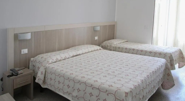 Трёхместный номер Standard Hotel Annita Cervia