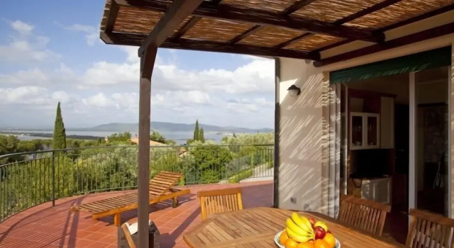 Апартаменты с 3 комнатами с балконом Residenza Turistico Alberghiera Le Poste del Pianone